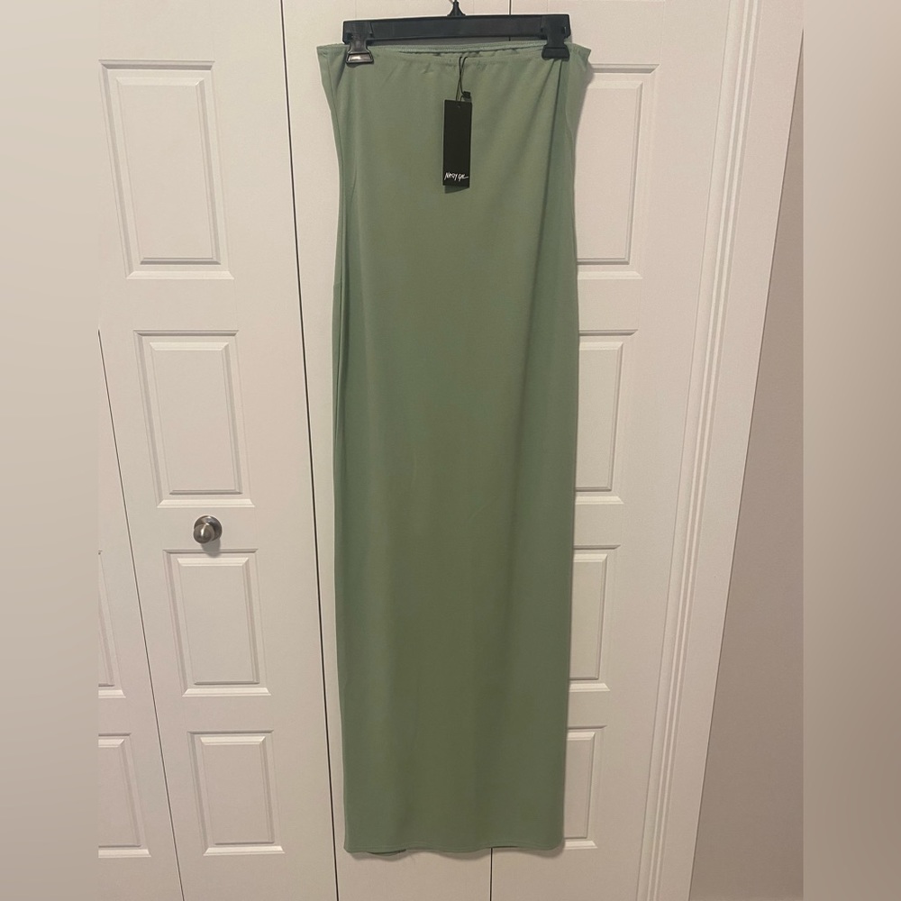 Nastygal Slits Bandeau Midi/Maxi Dress new with tags - Picture 3 of 4